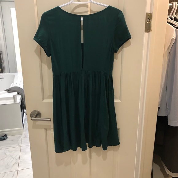 Aritzia emerald green dress - Picture 2 of 5